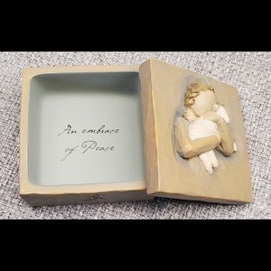 Willow Tree Peace on Earth Trinket Box